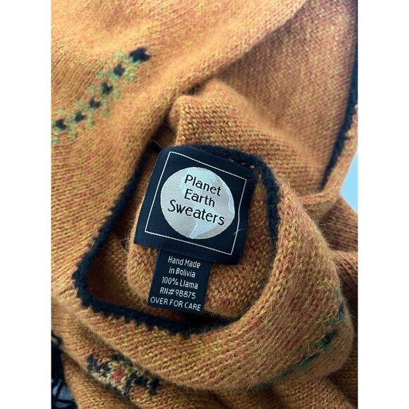 Planet Earth Sweater One Size 100% Llama Poncho Shaw Boho Western Sustainable - Picture 5 of 15
